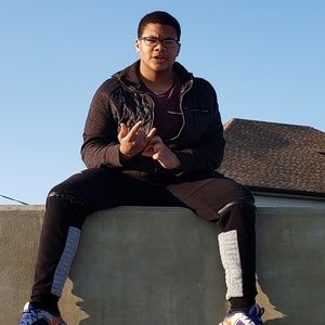 Meet your Posher, Anthony